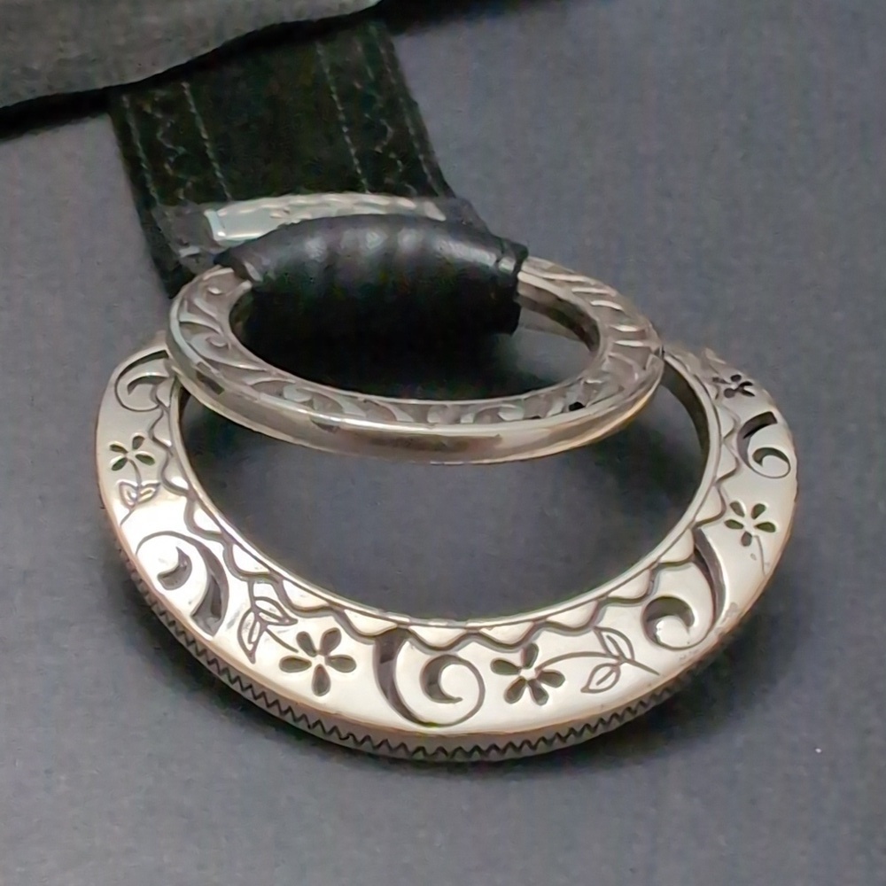 Brighton Women's Black Soft Suede Double Buckle Belt.M. - Picture 3 of 10